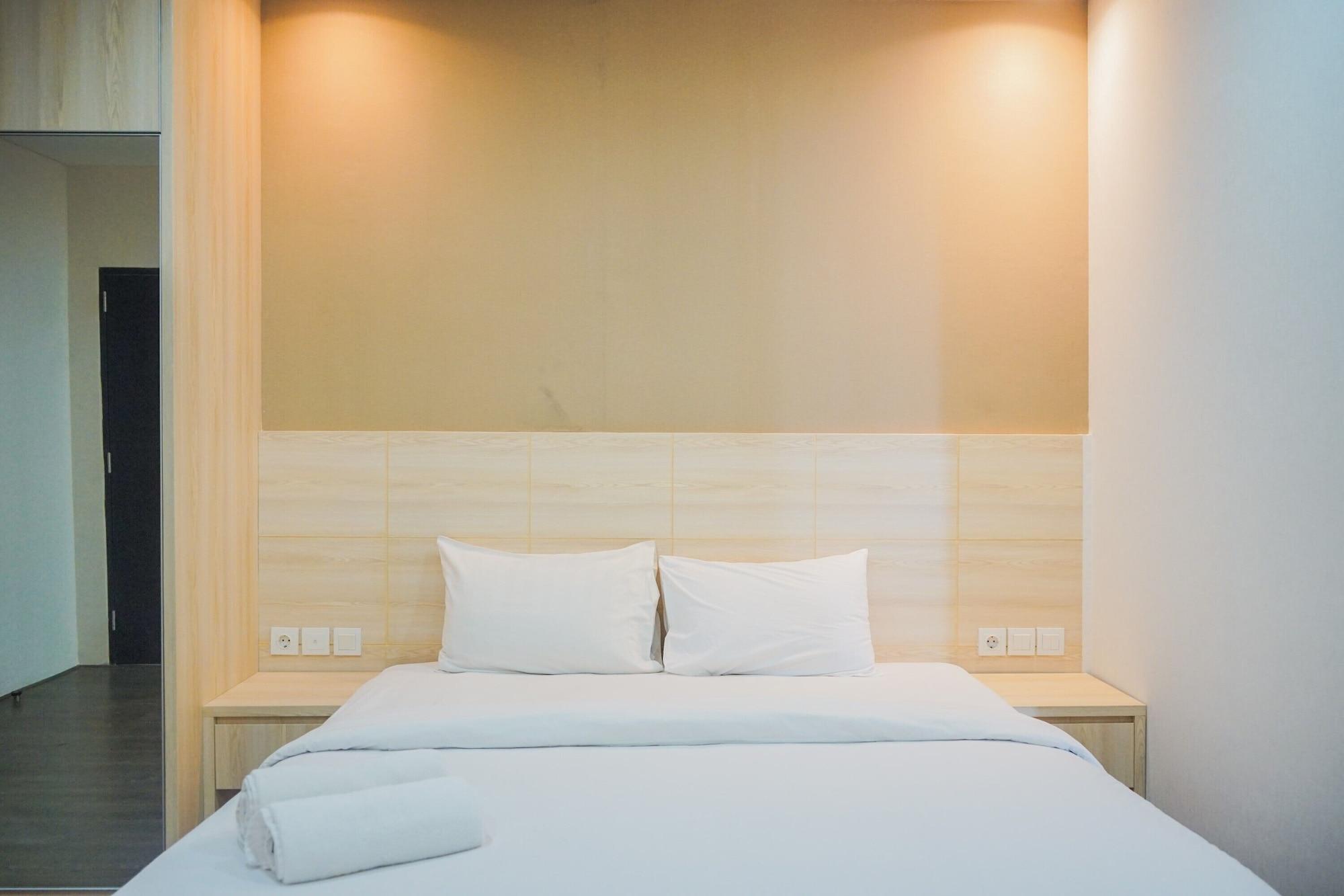 Aston Bellevue Radio Dalam Hotel Jakarta Luaran gambar