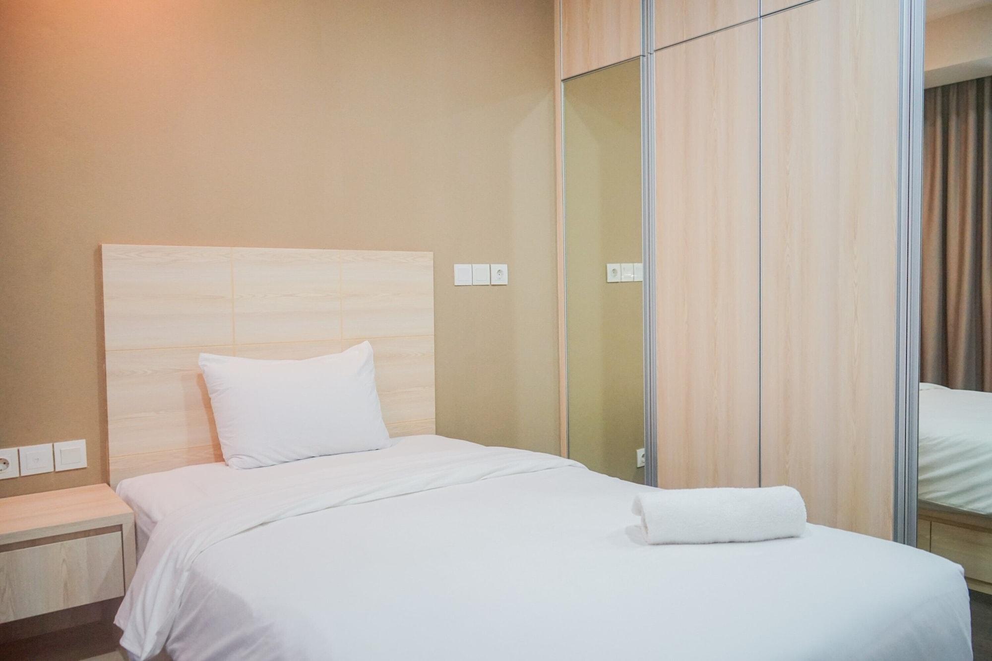 Aston Bellevue Radio Dalam Hotel Jakarta Luaran gambar